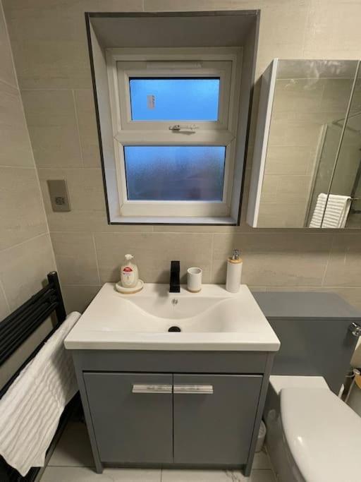Cosy Brand New Spacious 1 Bed Luxury Apartment Birmingham Buitenkant foto